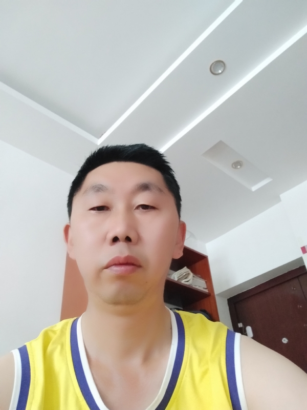 写尽半生纸上酸的第一张照片--师宗中老年相亲网